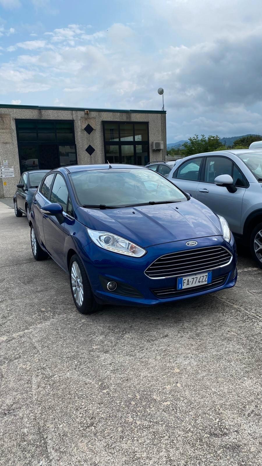Ford Fiesta 1.5 TDCi 75CV 5 porte Titanium