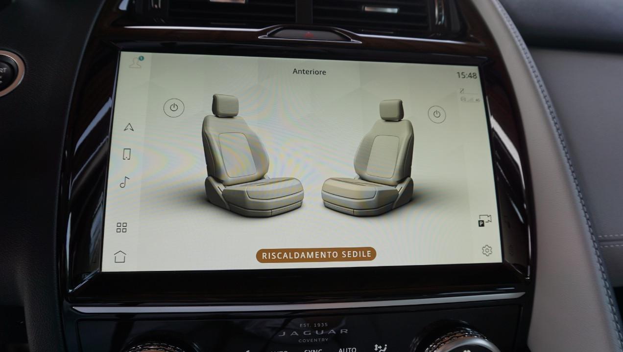 Jaguar E-Pace 2.0d i4 mhev R-Dynamic HSE awd 204cv auto
