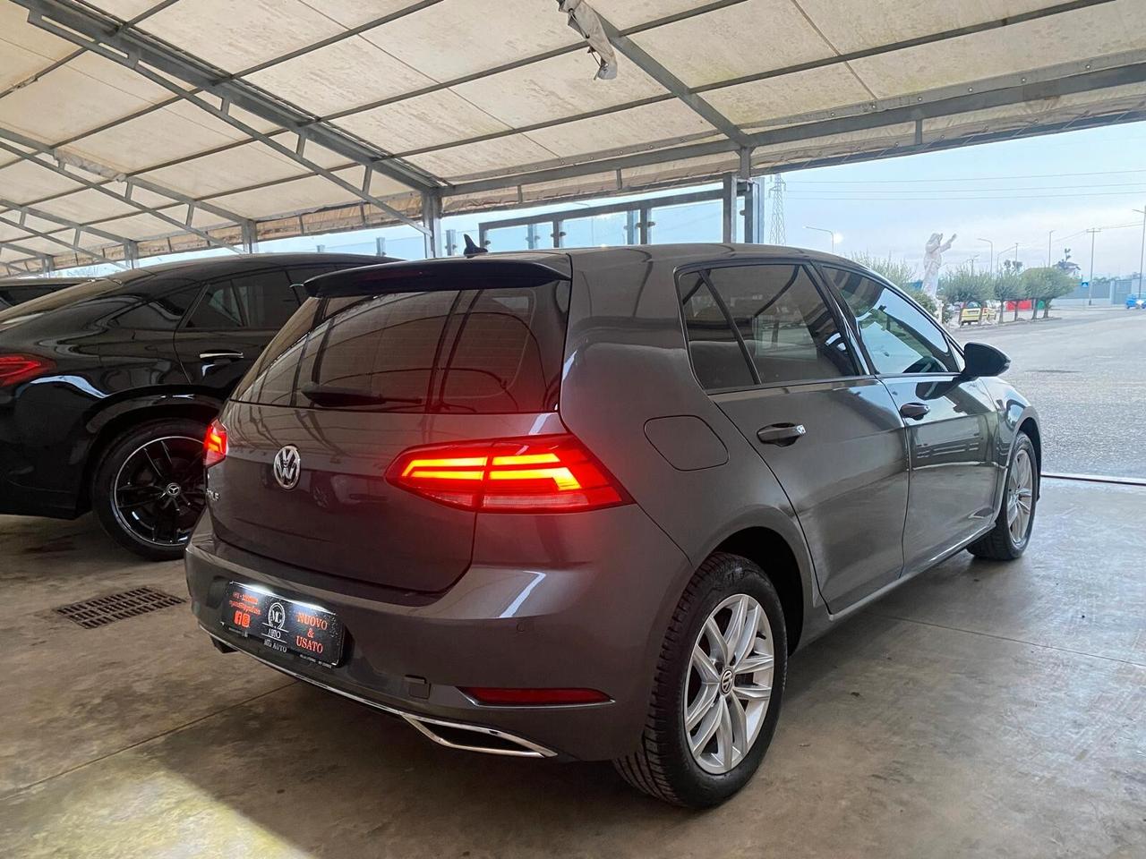 Volkswagen Golf 1.6 7.5 TDI 115 CV 5p. Business BlueMotion Technology