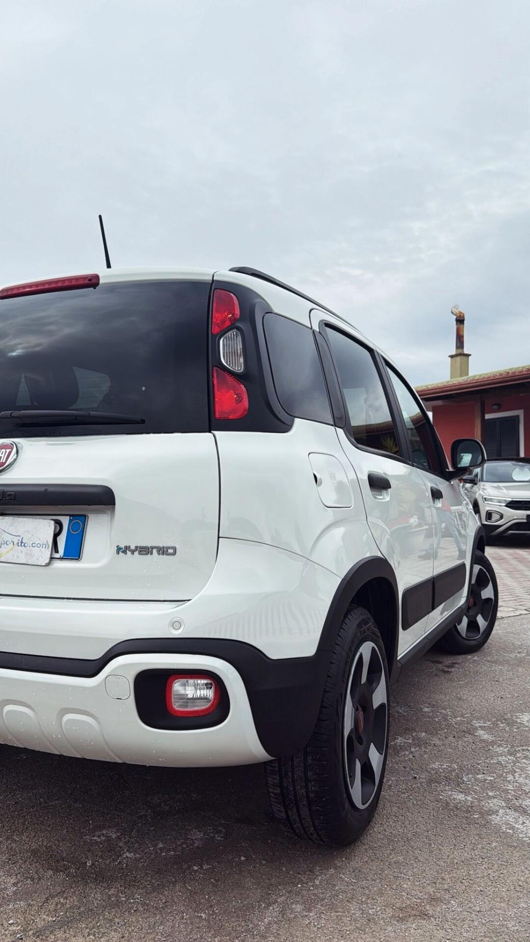 Fiat Panda Cross 1.0 FireFly S&S Hybrid