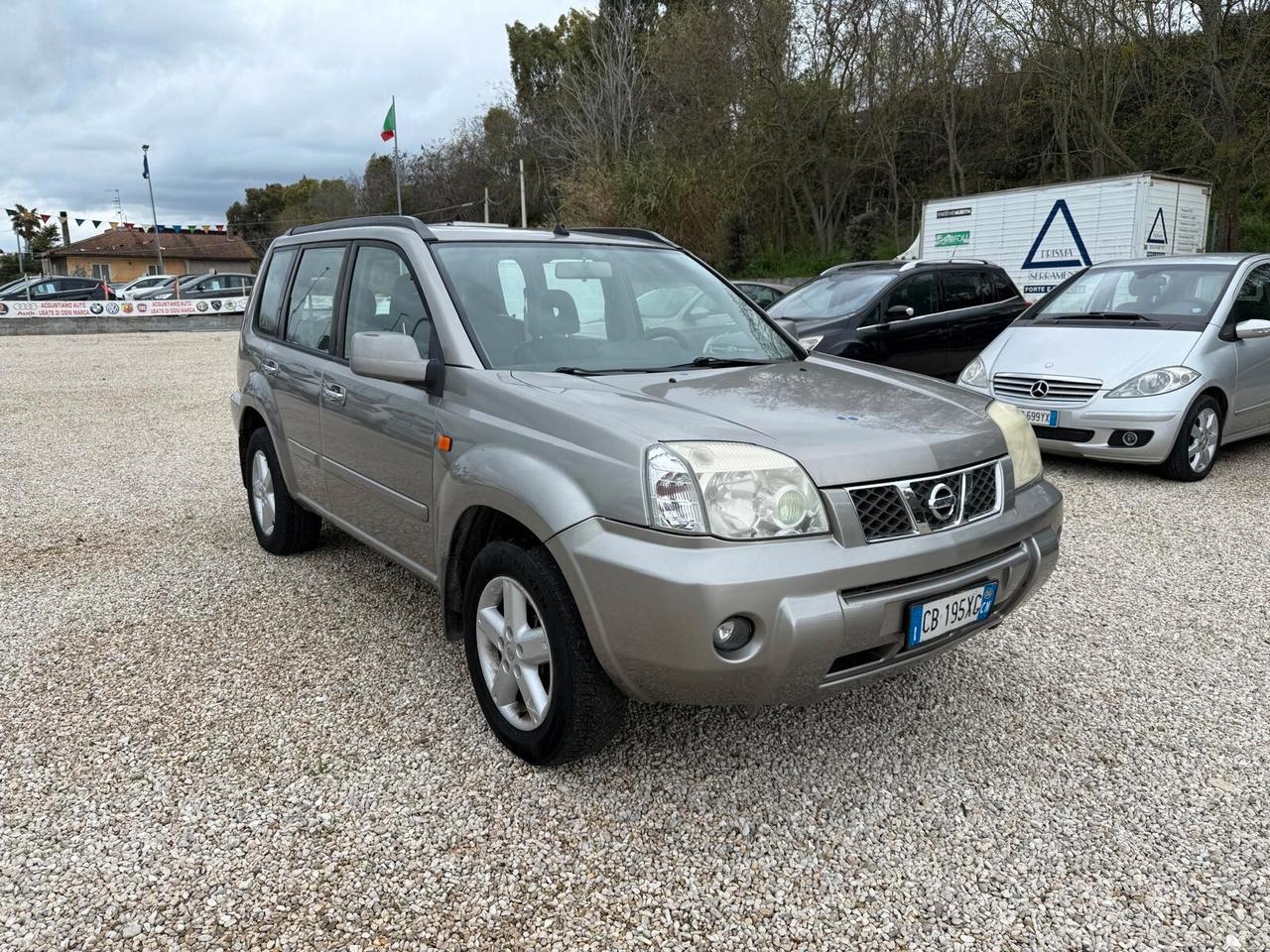 Nissan X-Trail 2.2 dCi Elegance