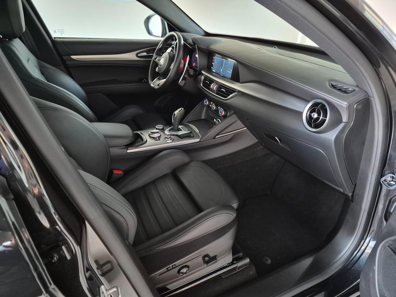 Alfa Romeo Stelvio VELOCE Q4 AT8 2.2 MTJ 210CV TOTAL BLACK C20"
