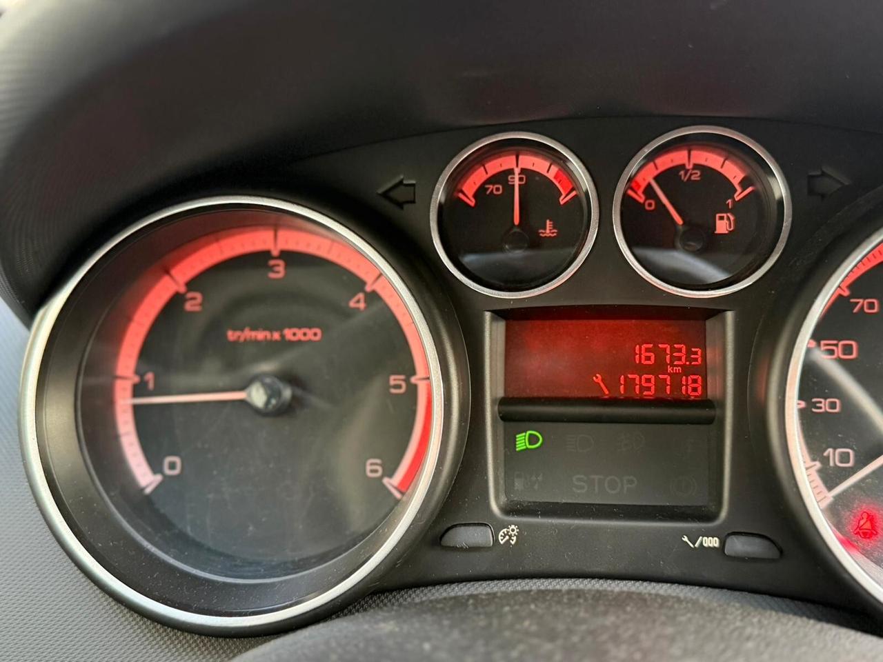 Peugeot 308 1.6 HDi 90CV 5p. Tecno