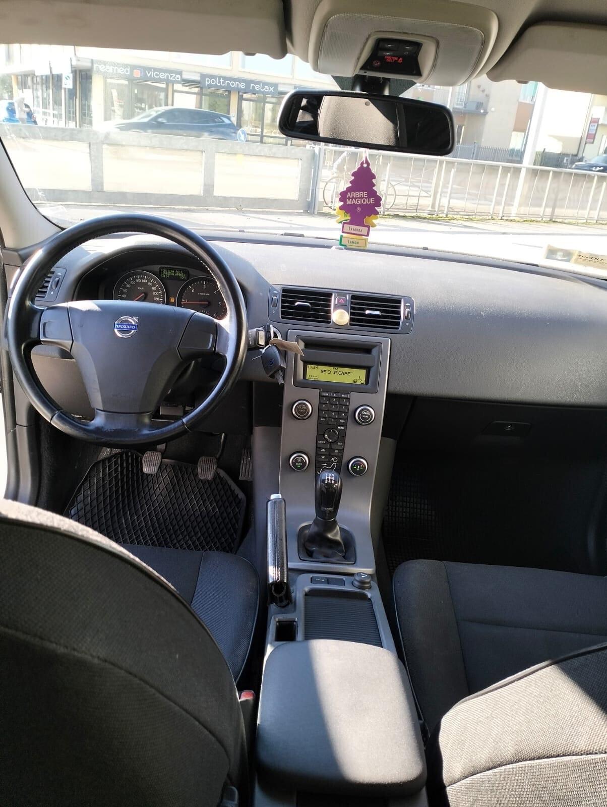 Volvo V50 DRIVe POLAR 1.6 d KM 228.000