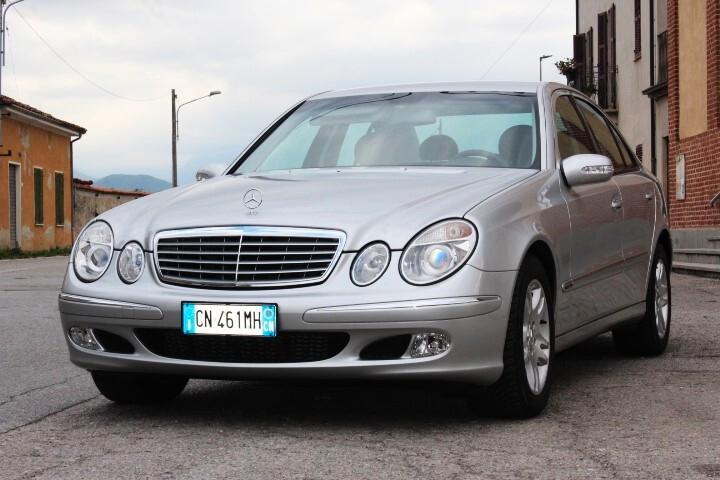 Mercedes-benz E 270 CDI cat Elegance 45.000 KM CERTIFICATI AUTO DA AMATORE PARI NUOVO