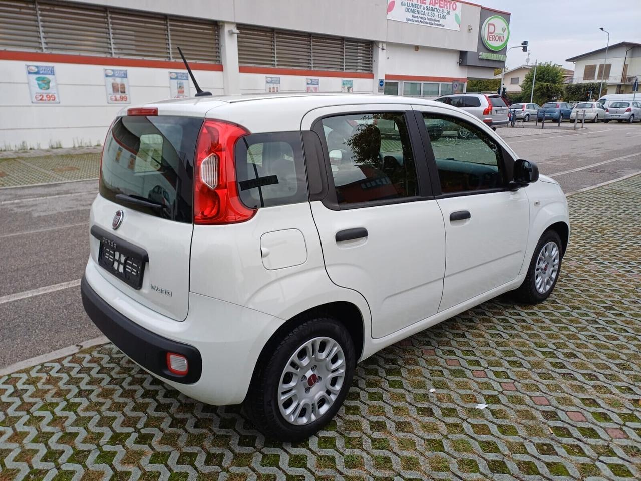 Fiat Panda 1.0 FireFly 70 cv S&S Hybrid Easy 5 posti