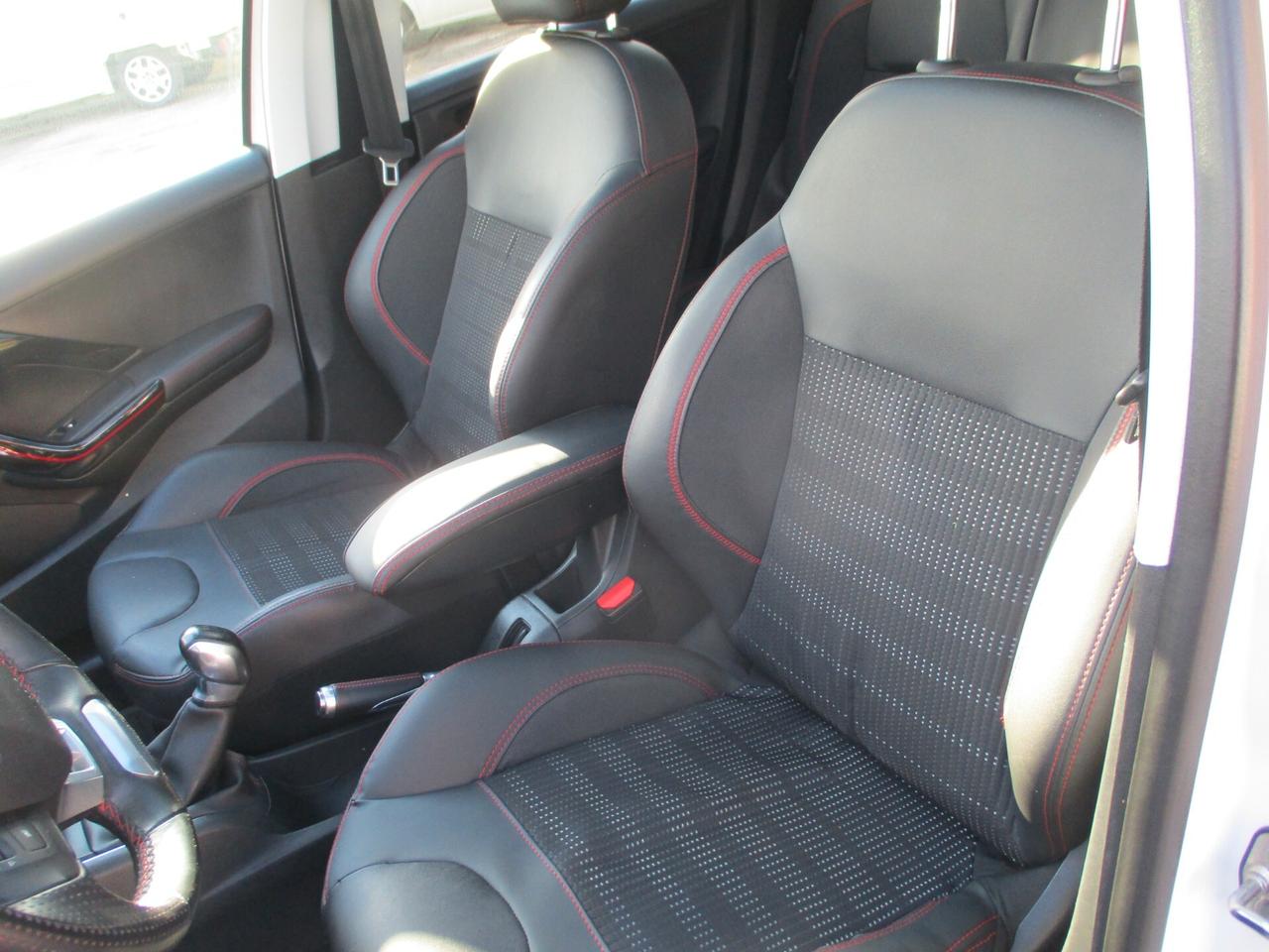 Peugeot 208 1.6 HDI 100CV E6 GT-LINE TETTO