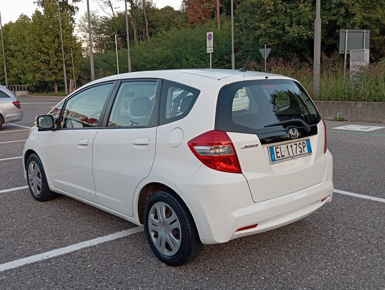 Honda Jazz 1.4 i-VTEC Elegance CVT