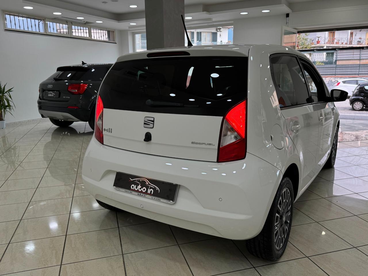 Seat Mii 1.0 68 CV 5 porte Chic Ecofuel