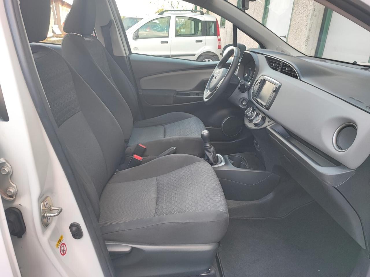 Toyota Yaris 1.0 BENZINA NEOPATENTATI 2016 5 PORTE
