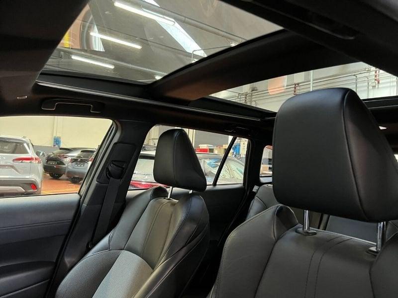 Toyota Corolla Cross 2.0 Hybrid 197 CV E-CVT Lounge