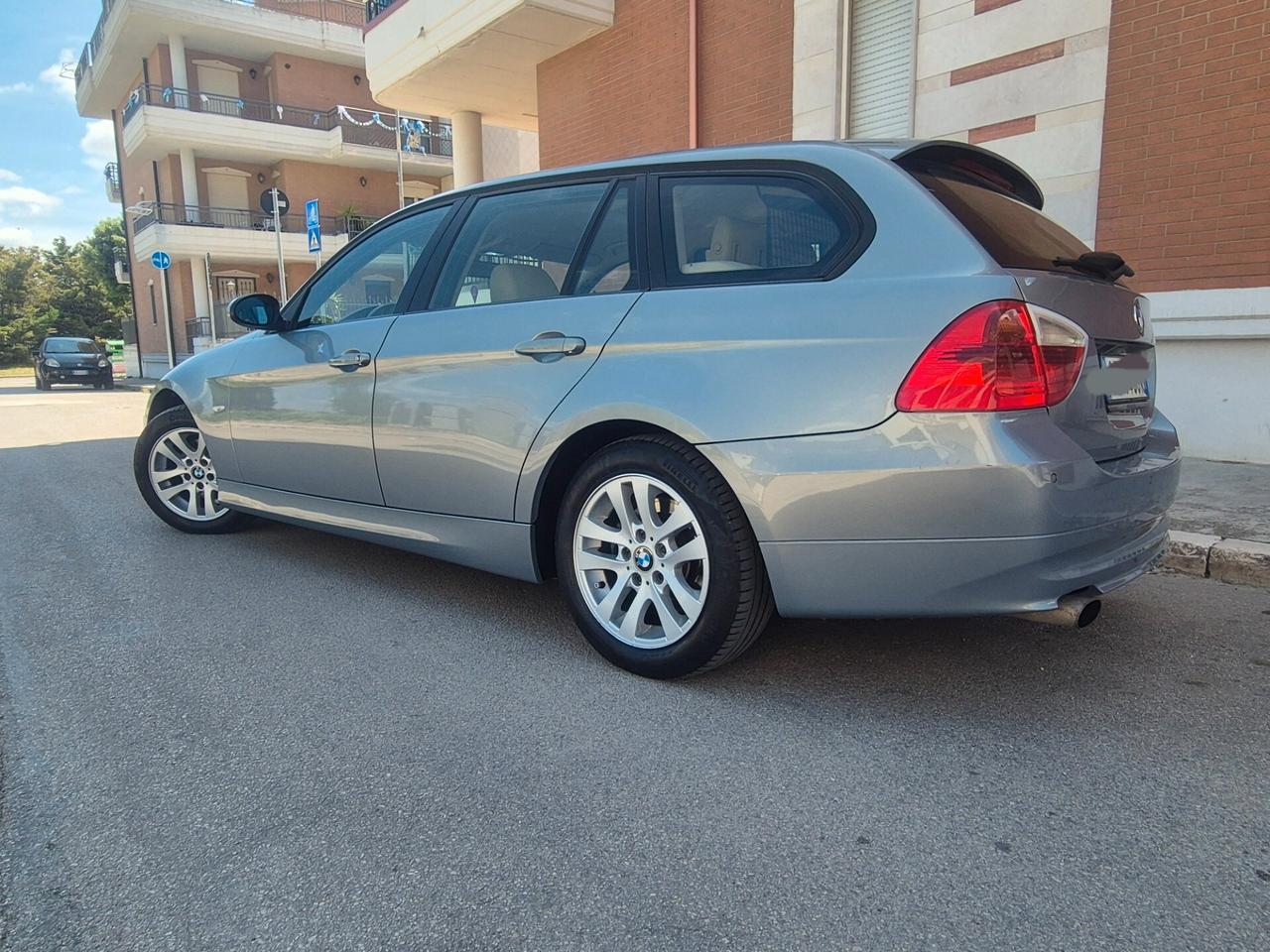 Bmw 320 163cv cambio automatico anno 07