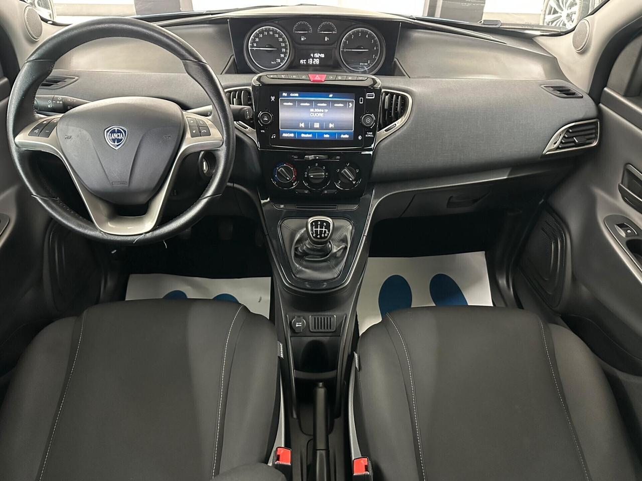 Lancia Ypsilon 1.0 firefly hybrid Gold s -IVA ESPOSTA