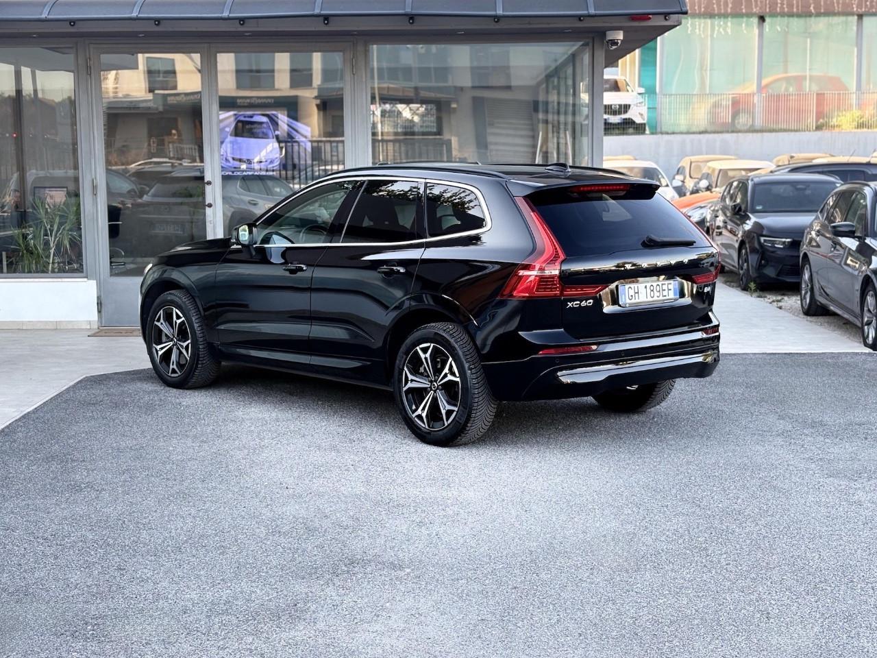 Volvo XC60 2.0 MHEV 197CV E6 - 2022