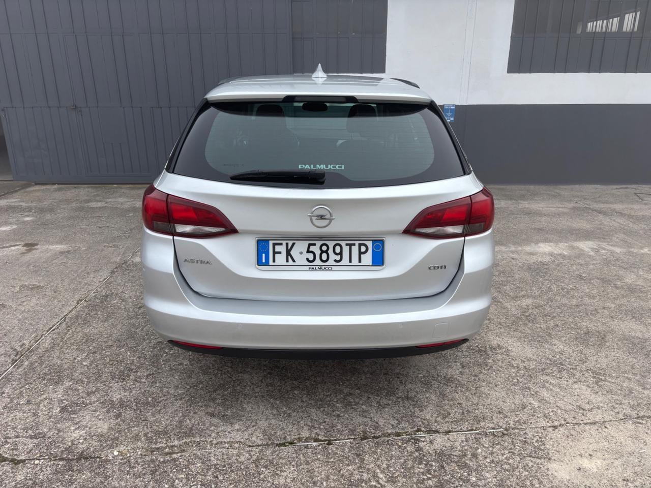 Opel Astra 1.6 CDTi 136CV aut. Garanzia. Neopatentati