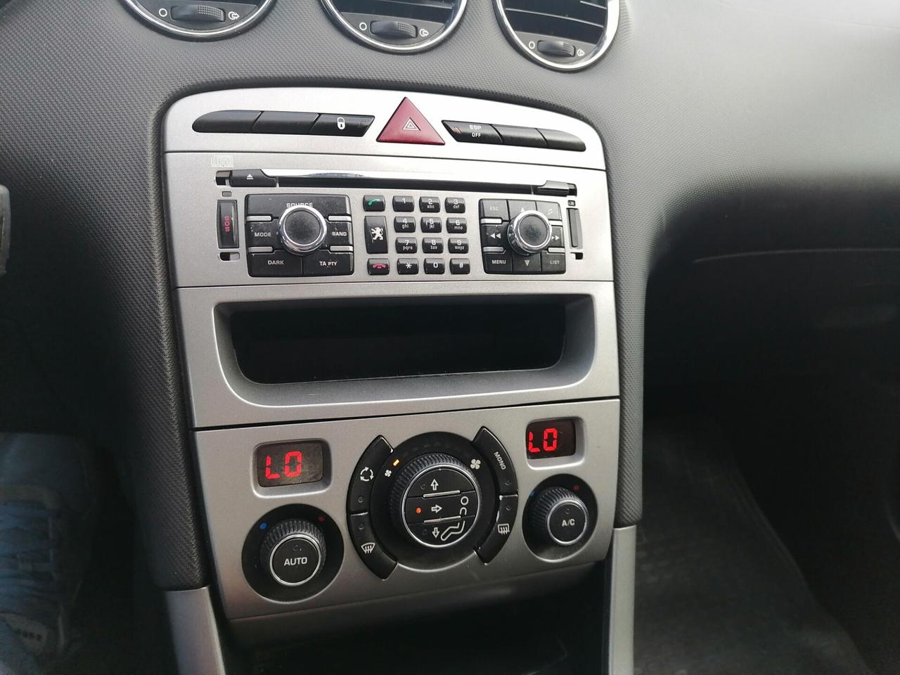 Peugeot 308 1.6 HDi 110CV 5p. Tecno