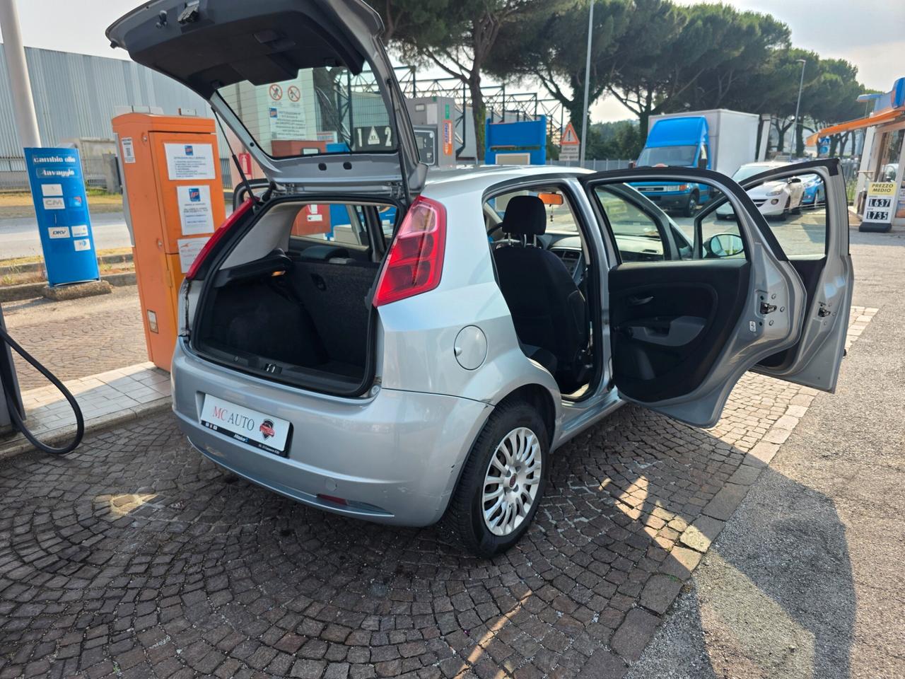 Fiat Grande Punto Grande Punto 1.3MJT 90 3p.Van Dyn. 2pt