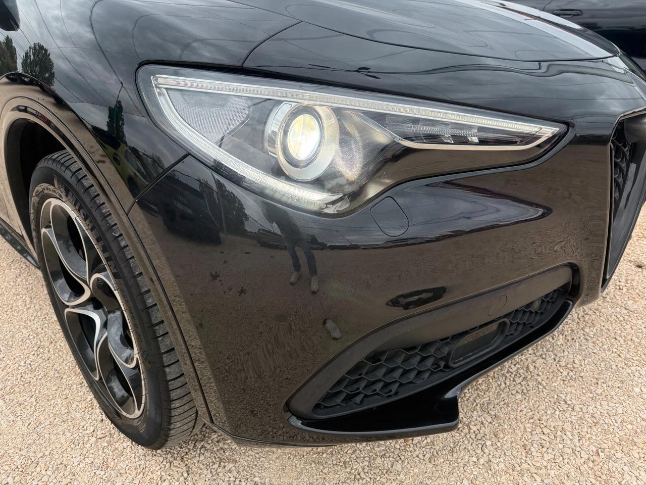 Alfa Romeo Stelvio 2.2 Turbodiesel 210 CV AT8 Q4 Veloce TOTAL BLACK