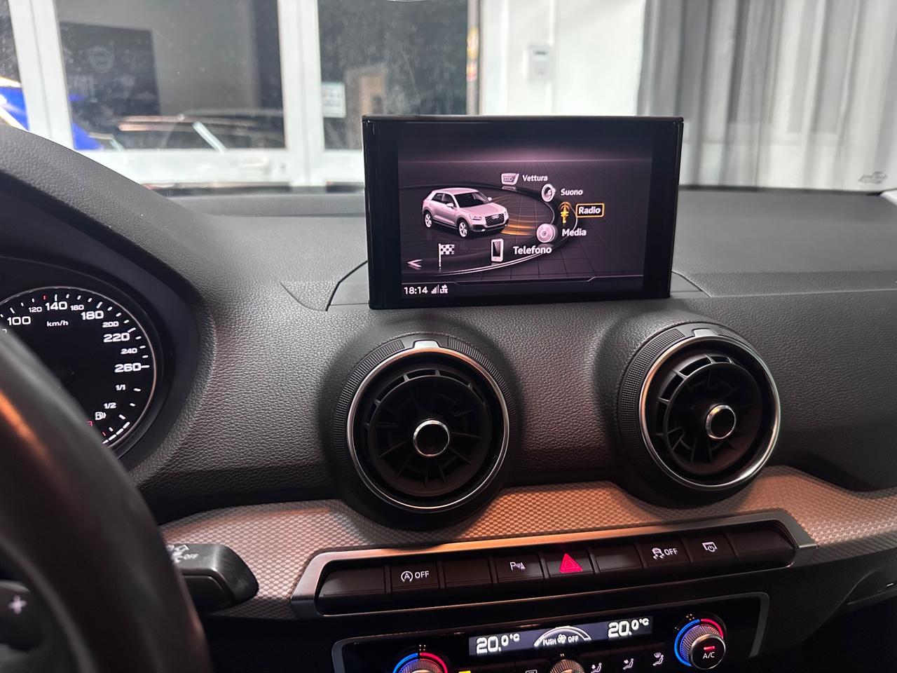 Audi Q2 35 TDI S tronic Business Design