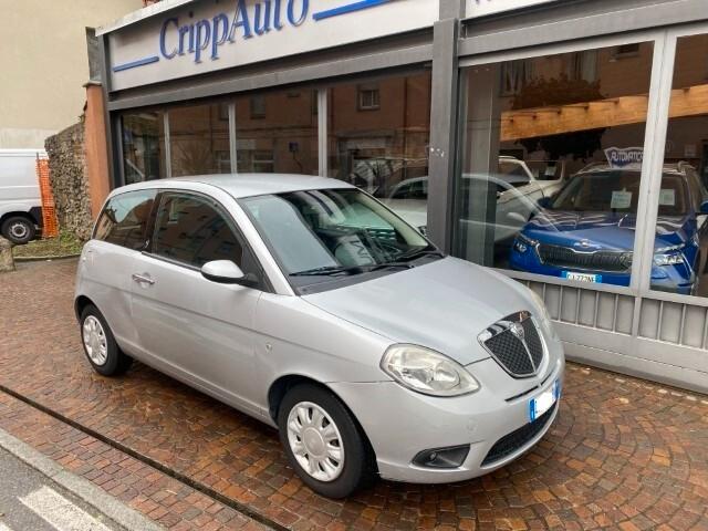Lancia Ypsilon 1.2 Argento