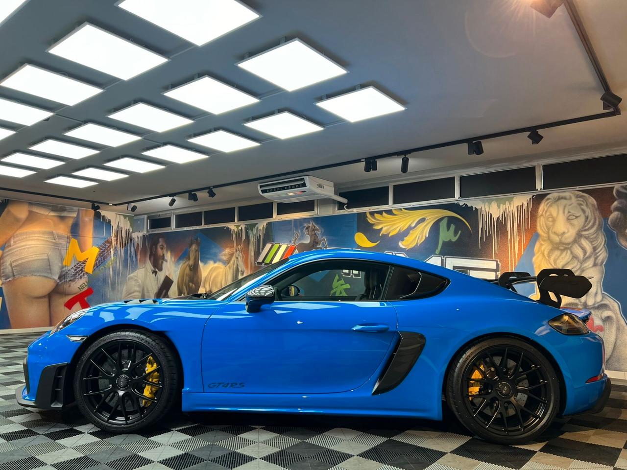 Porsche 718 Spyder 4.0 GT4 RS pdk WEISSACH RS PACK (718)