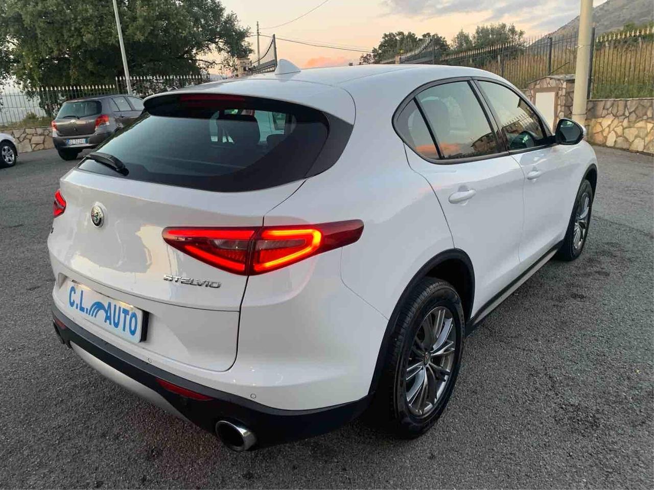 Alfa Romeo Stelvio 2.2 Turbodiesel 180 CV Q4