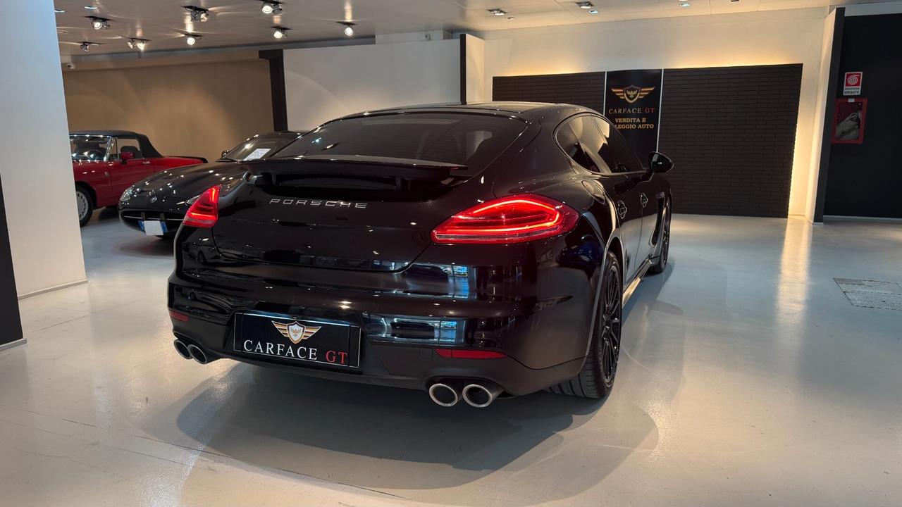 Porsche Panamera 3.0 300CV PLATINUM EDITION - 2015