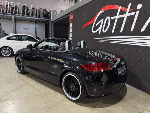 AUDI TT CABRIO CERCHI DA 19" SOLI 47900 KM