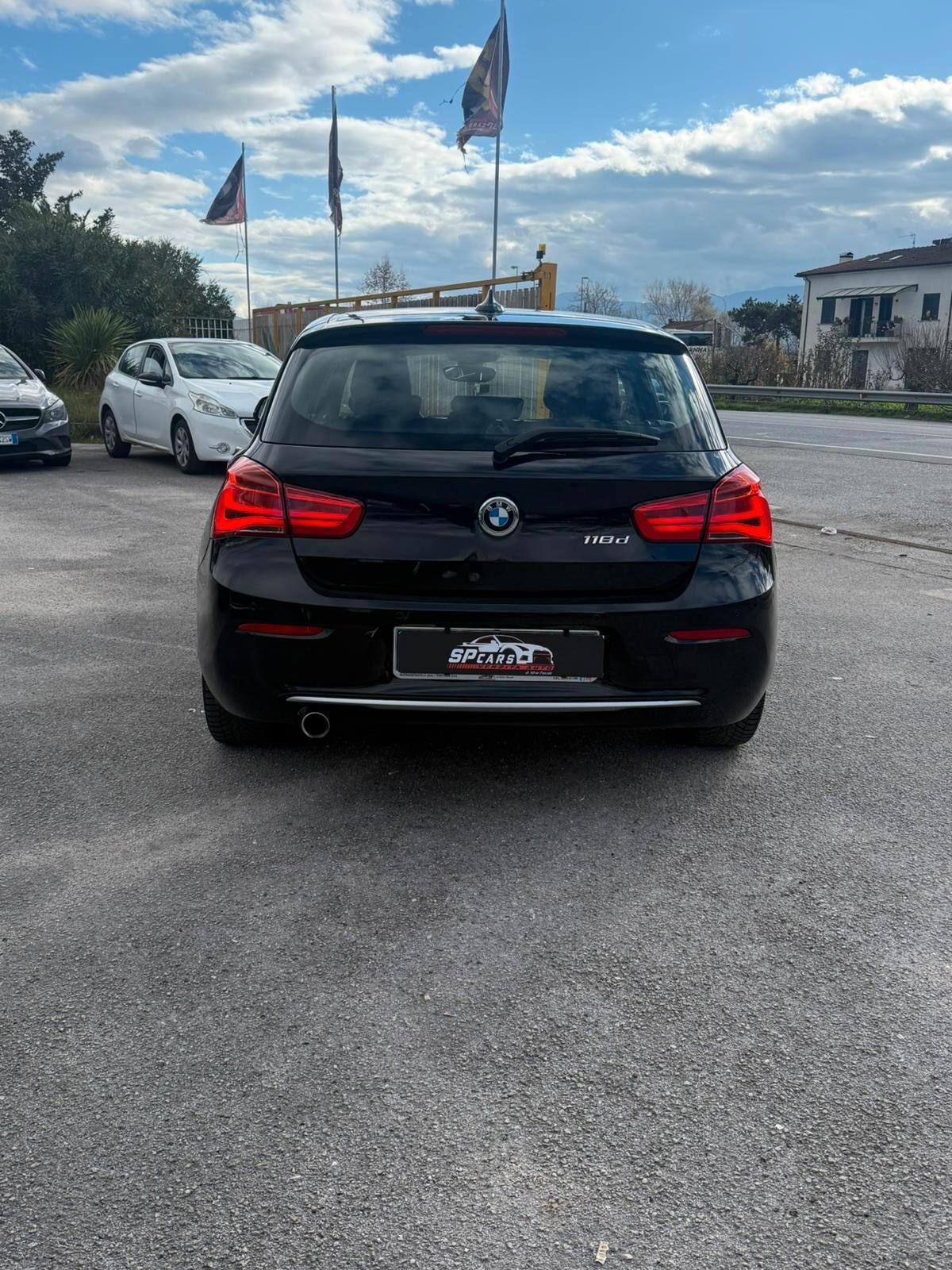 Bmw 118 118d 3p. Urban