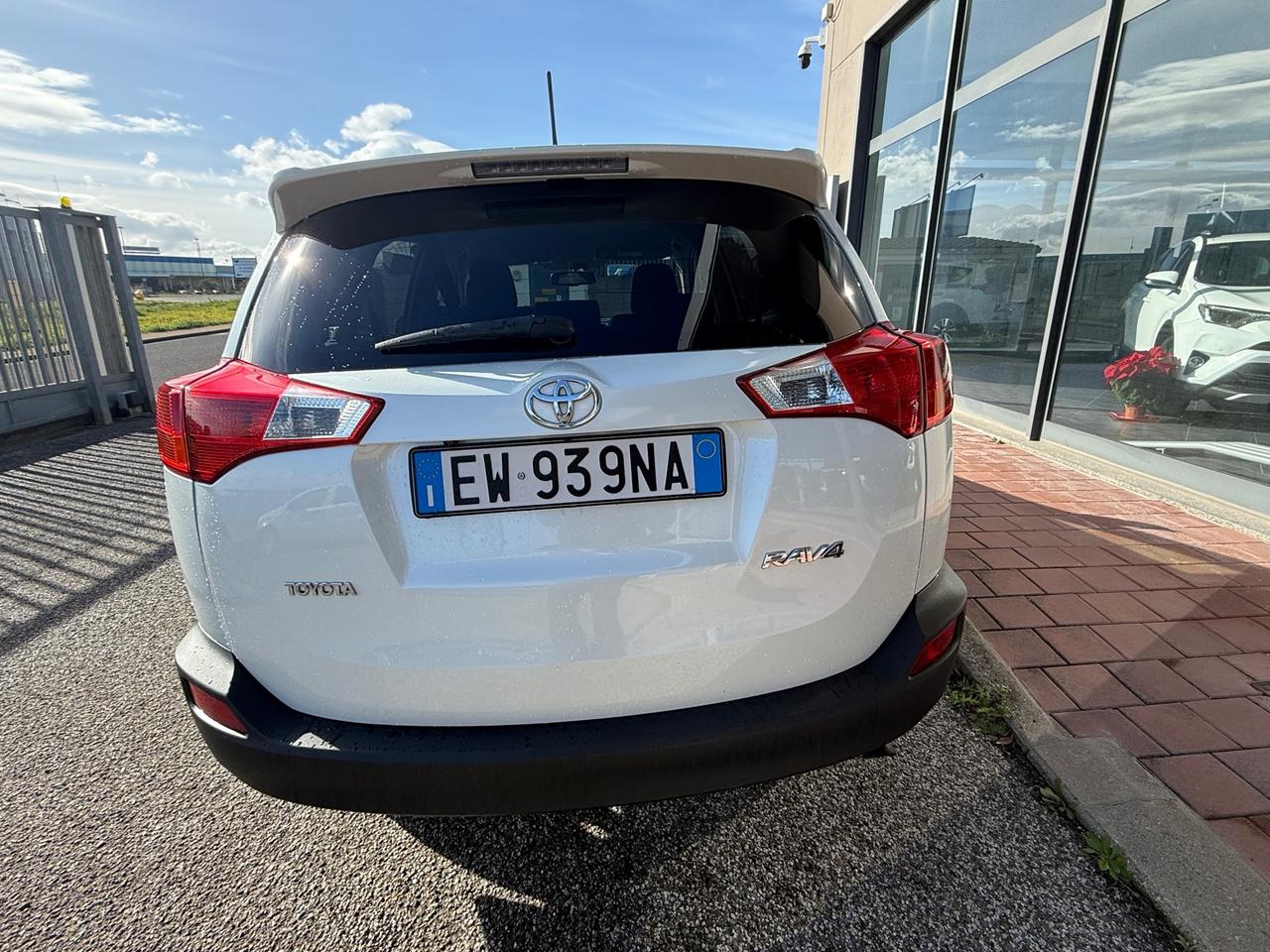 Toyota RAV 4 RAV4 2.0 D-4D 2WD Style my14"