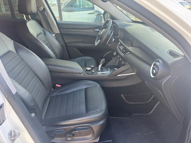 Alfa Romeo Stelvio 2.2 Turbodiesel 180 CV AT8 Q4 Executive