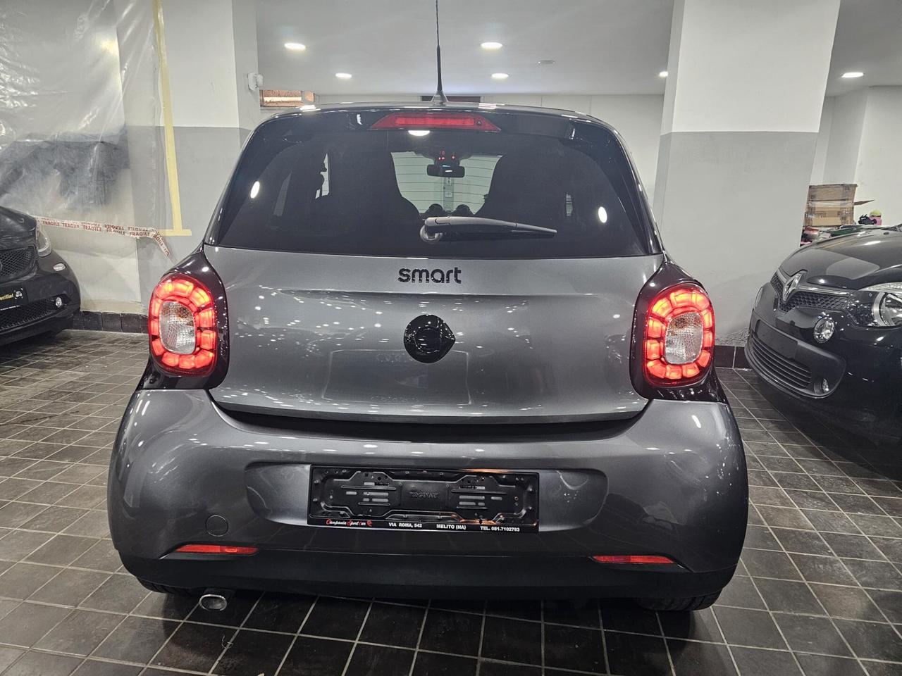 NUOVA SMART FORFOUR IDENTITY BLACK EDITION PASSION 0.9 BENZ 90CV TWINAMIC