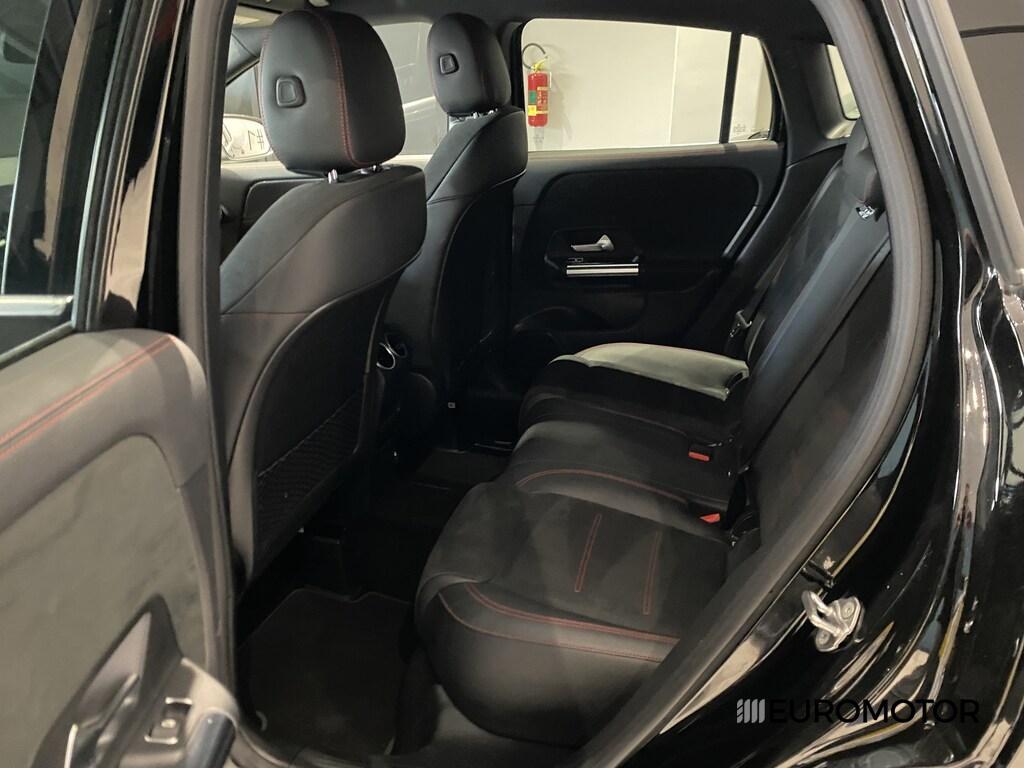 Mercedes GLA 180 180 D Premium 8G-DCT