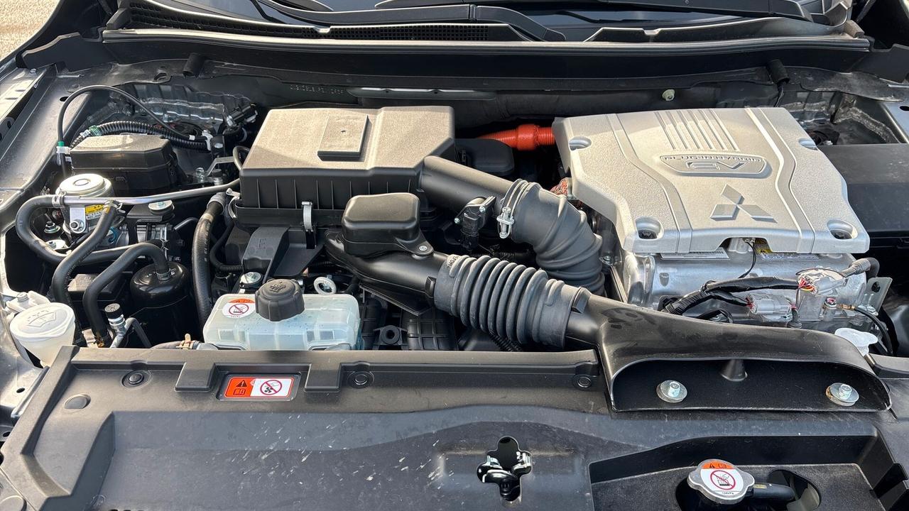 Mitsubishi Eclipse Cross PHEV 2.4 INSTYLE