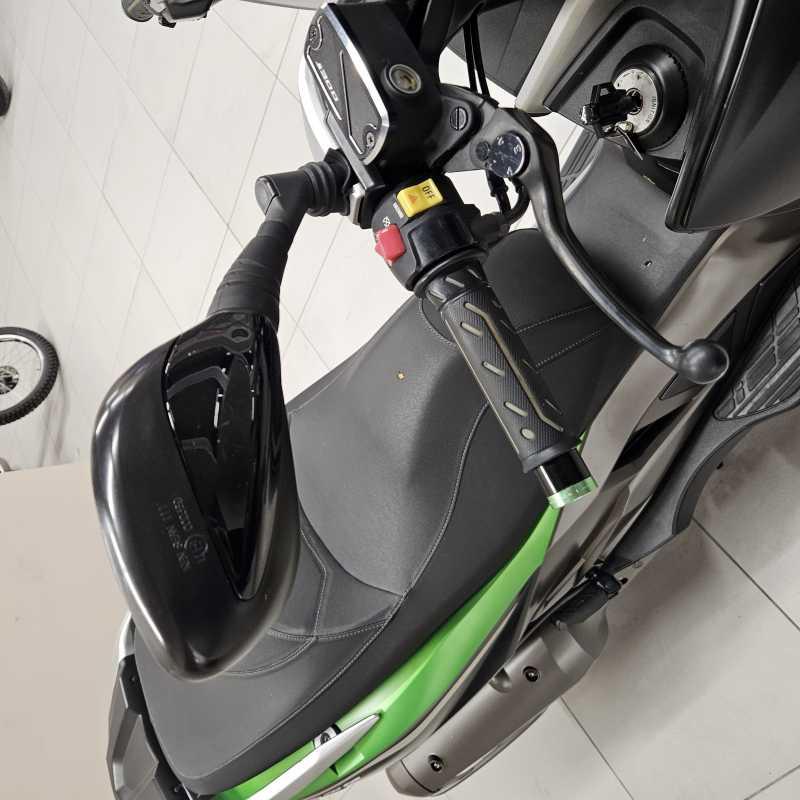 Kawasaki J 300 ABS - 2016