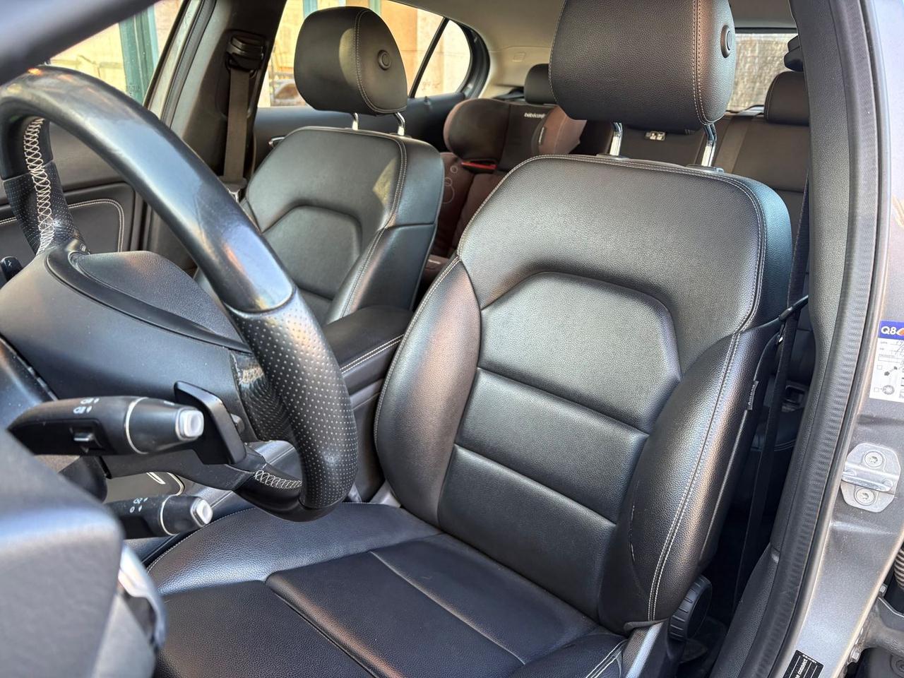 Mercedes-Benz GLA 180 CDI GLA- #8889