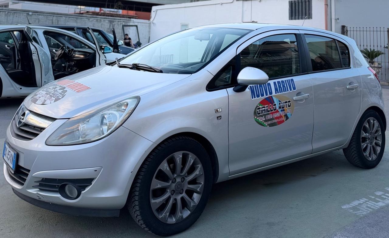 Opel Corsa 1.2 Benzina Automatica 85 Cv