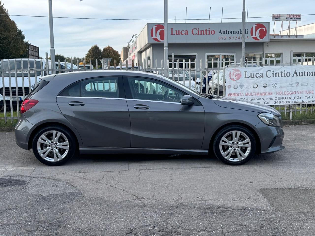Mercedes-benz A 200 d Premium