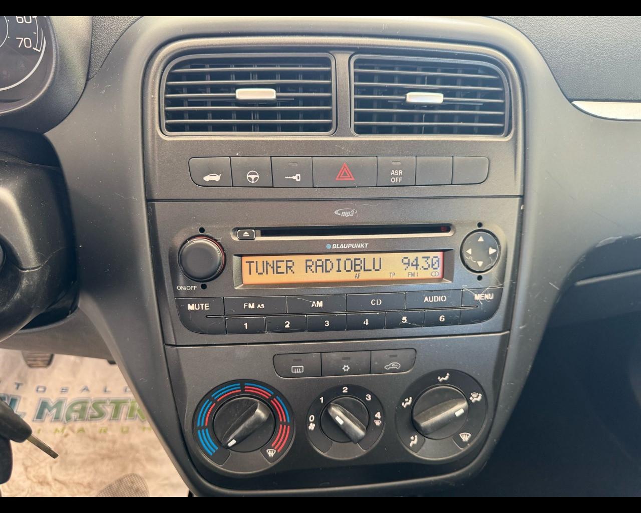 FIAT Grande Punto - Grande Punto 1.2 5 porte Dynamic impiantata Metano