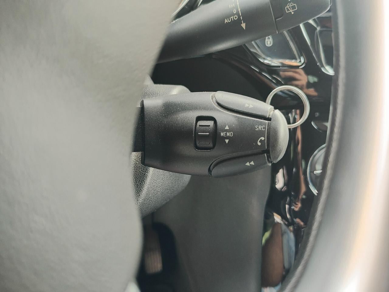 Citroen DS DS3 1.5 SPORT BICOLOR