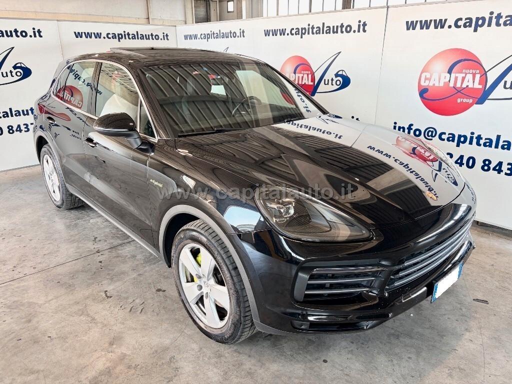 Porsche Cayenne 3.0 V6 E-Hybrid Tiptronic NETTO 41900