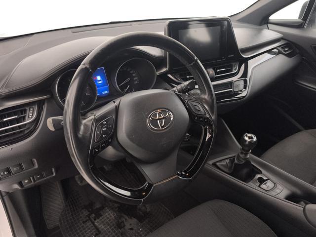 TOYOTA C-HR 1.2t Active 2wd