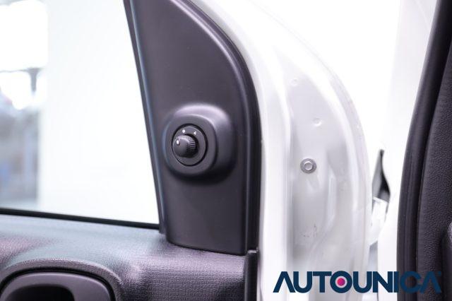 FIAT Panda Cross 1.0 FIREFLY S&S HYBRID NEOPATENTATI