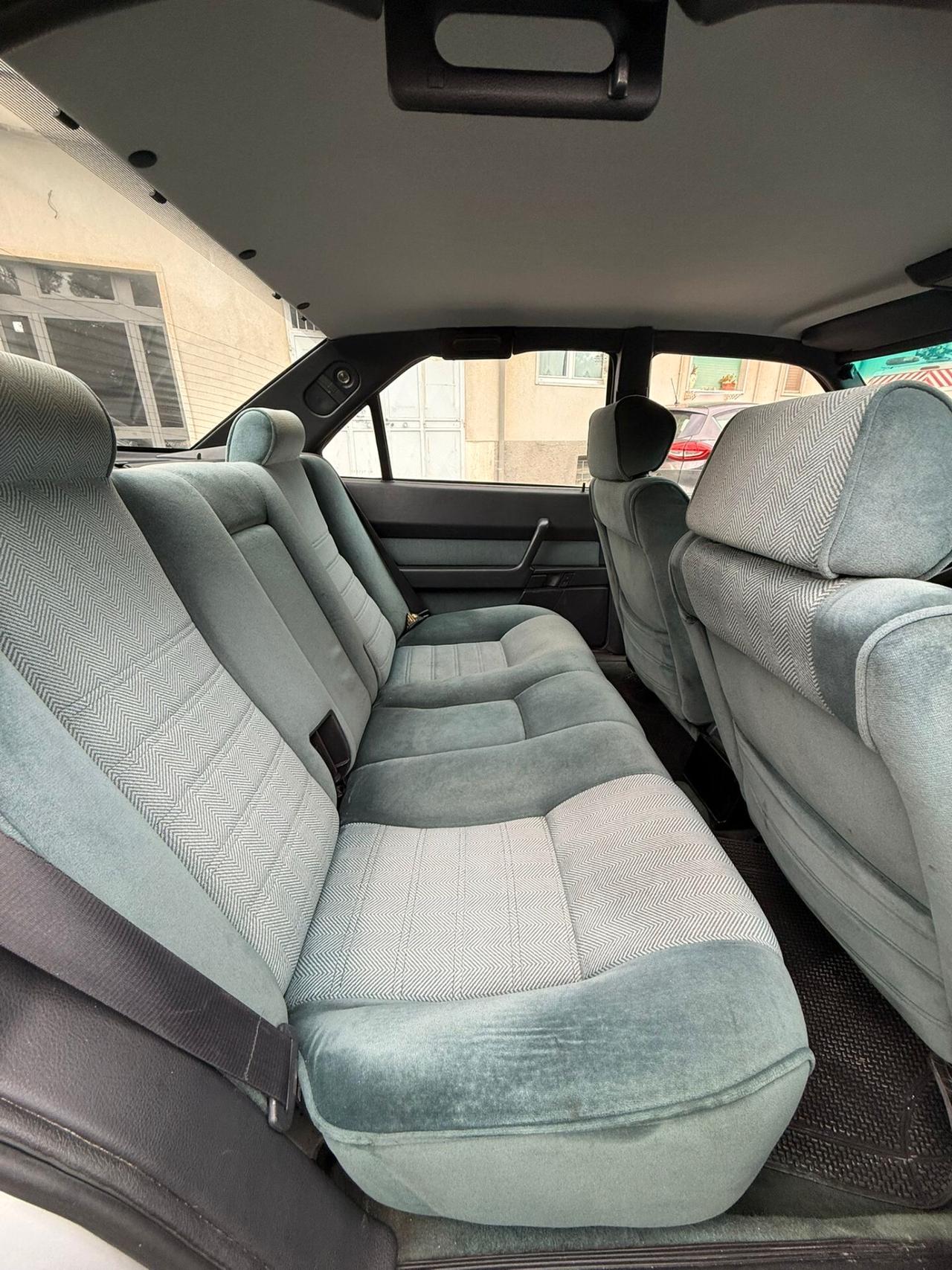 Alfa Romeo 164 2.0i Twin Spark