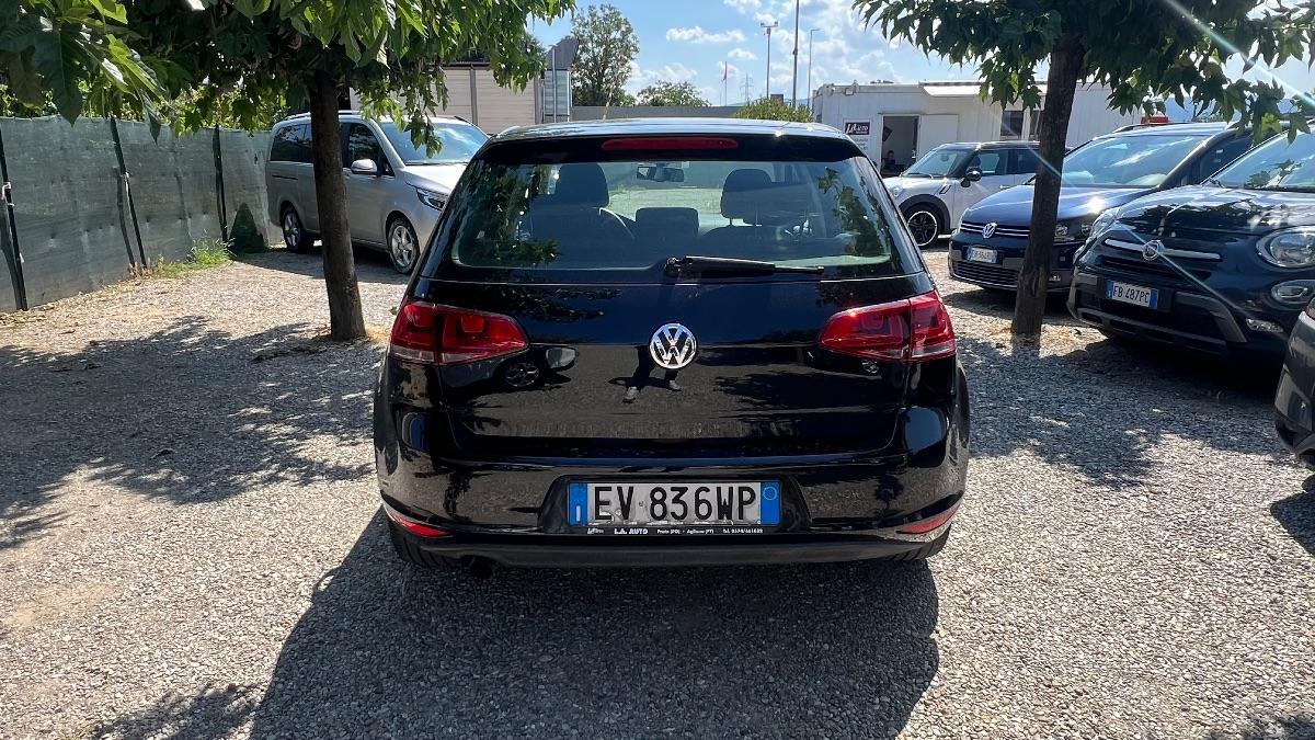 VOLKSWAGEN - Golf 1.6 tdi Trendline 5p