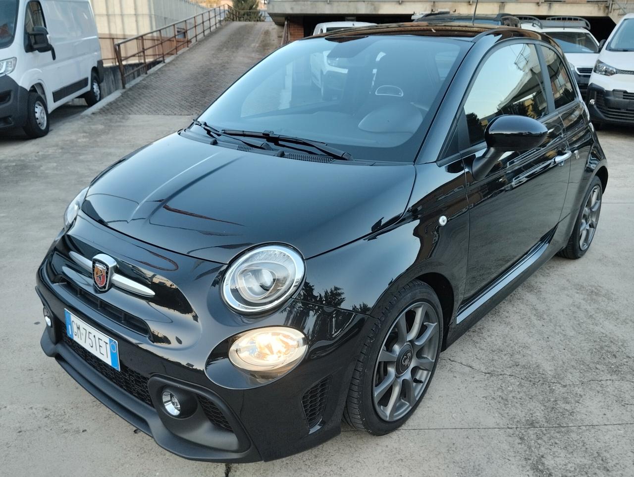 Abarth 595 1.4 Turbo T-Jet 165 CV