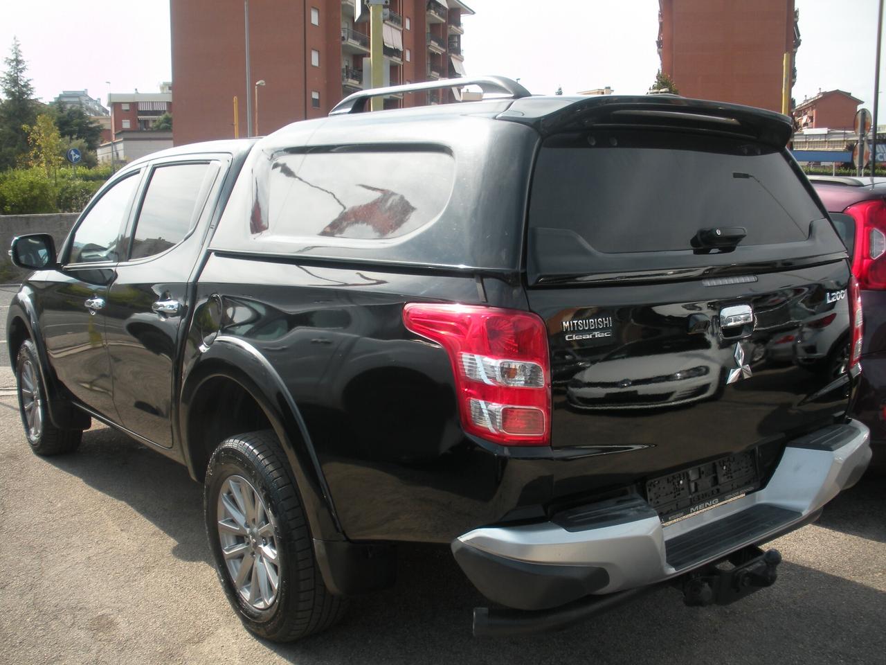 Mitsubishi L200 2.4 DI-D/181CV Double Cab Intense Super Select