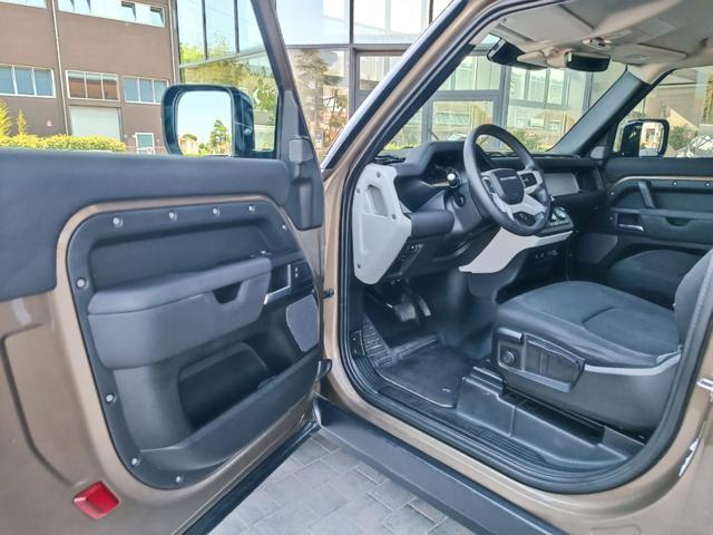 LAND ROVER Defender 90 3.0D I6 250 CV AWD Auto