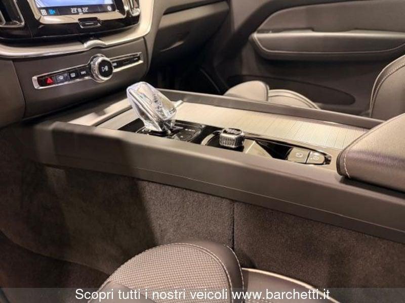 Volvo XC60 2.0 b4 Plus Dark awd auto