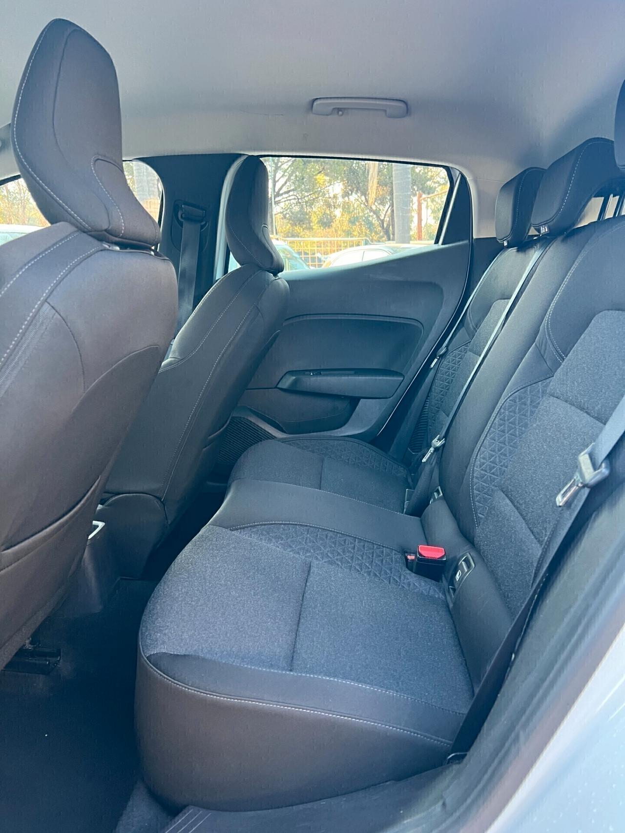 Renault Clio Hybrid E-Tech 140 CV 5 porte Intens